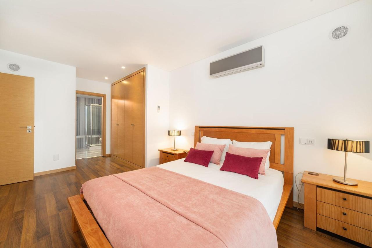 Baia Residence 2 - Holiday Apartments - By Sch Sao Martinho do Porto Exterior photo