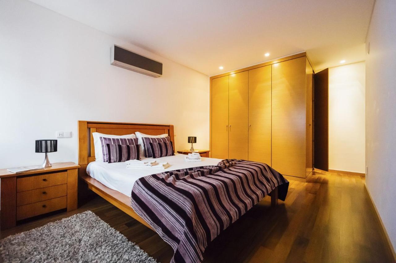 Baia Residence 2 - Holiday Apartments - By Sch Sao Martinho do Porto Exterior photo